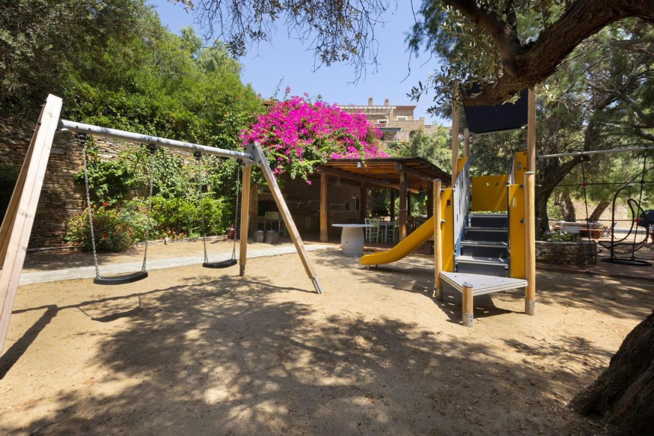 הוילה Steniaí Sun-Rock House By The Sea מראה חיצוני תמונה